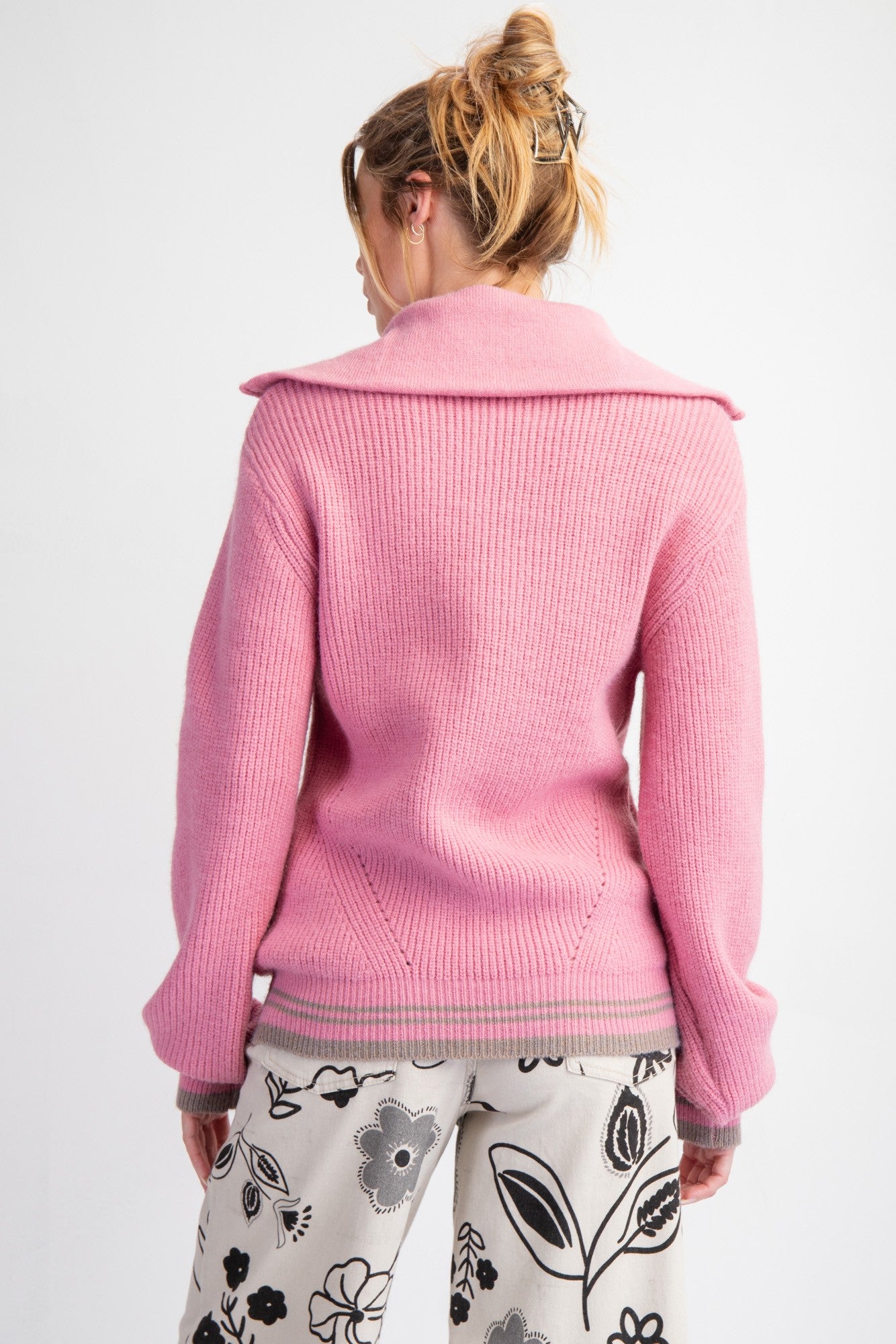 2564 LIPSTICK PINK PULLOVER