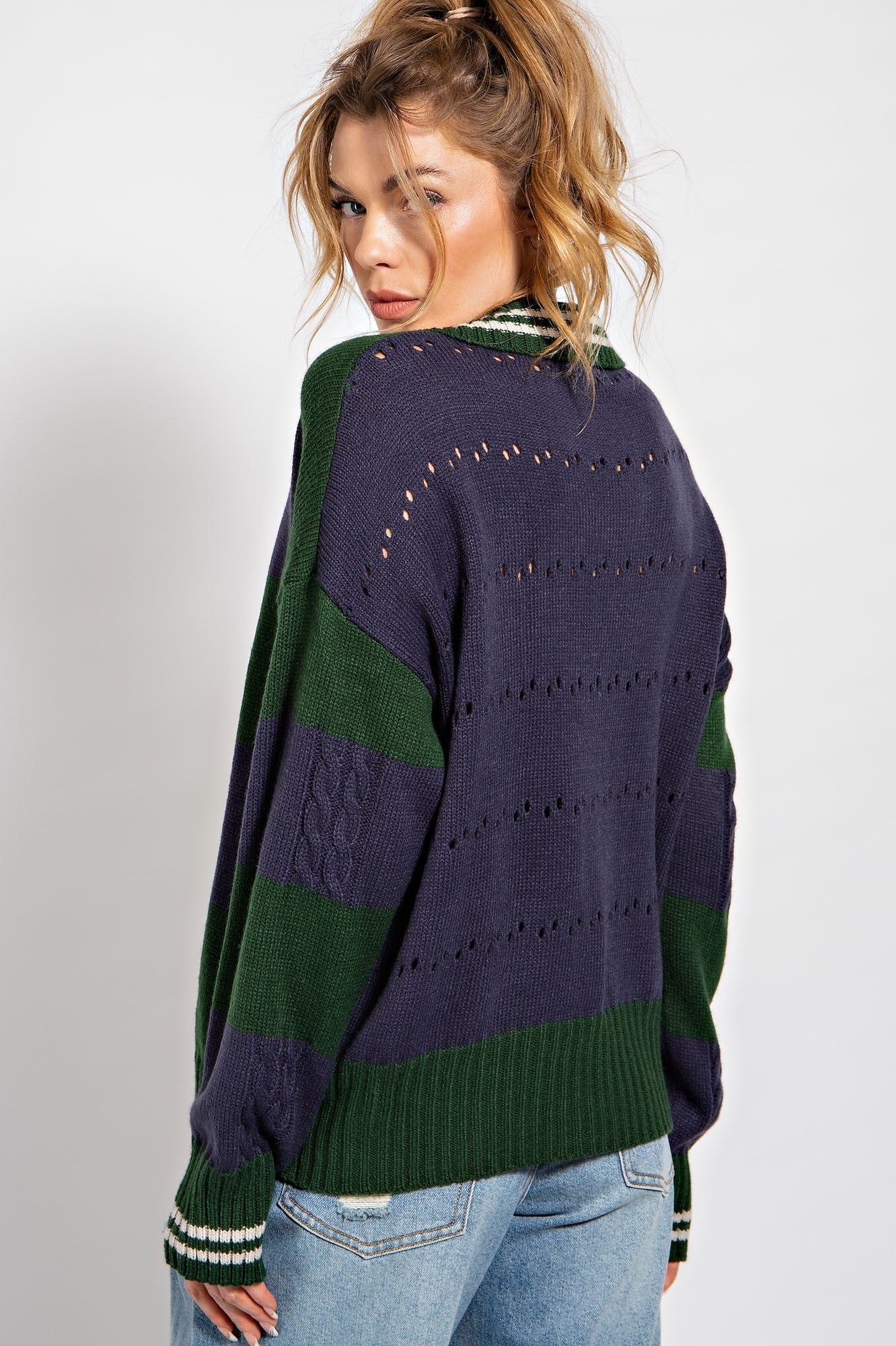 2565 VARSITY COLLARED SWEATER