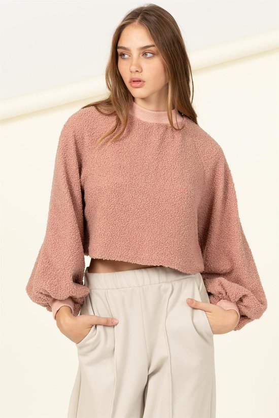 1742 CROPPED COZY SWEATER