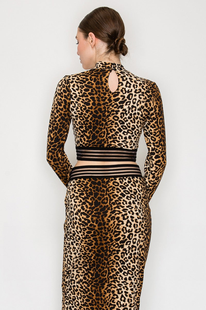2644 LEOPARD BANDED CROP TOP