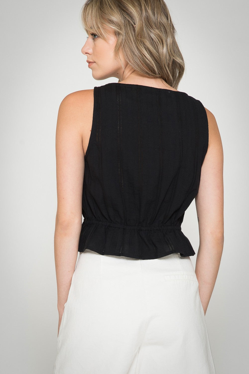 2786 LACE DETAIL TOP