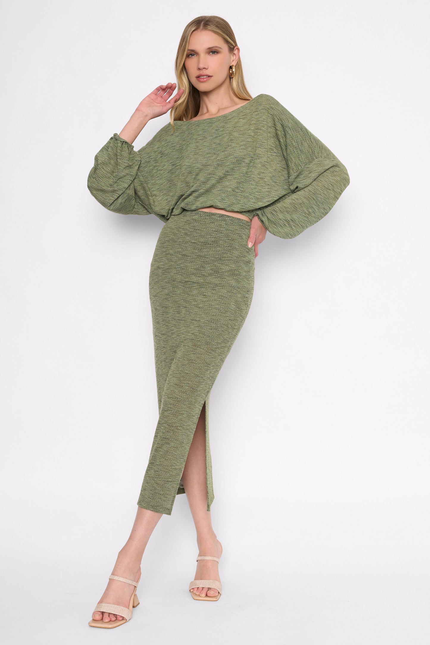 2531 BOAT NECK TOP AND SKIRT SET