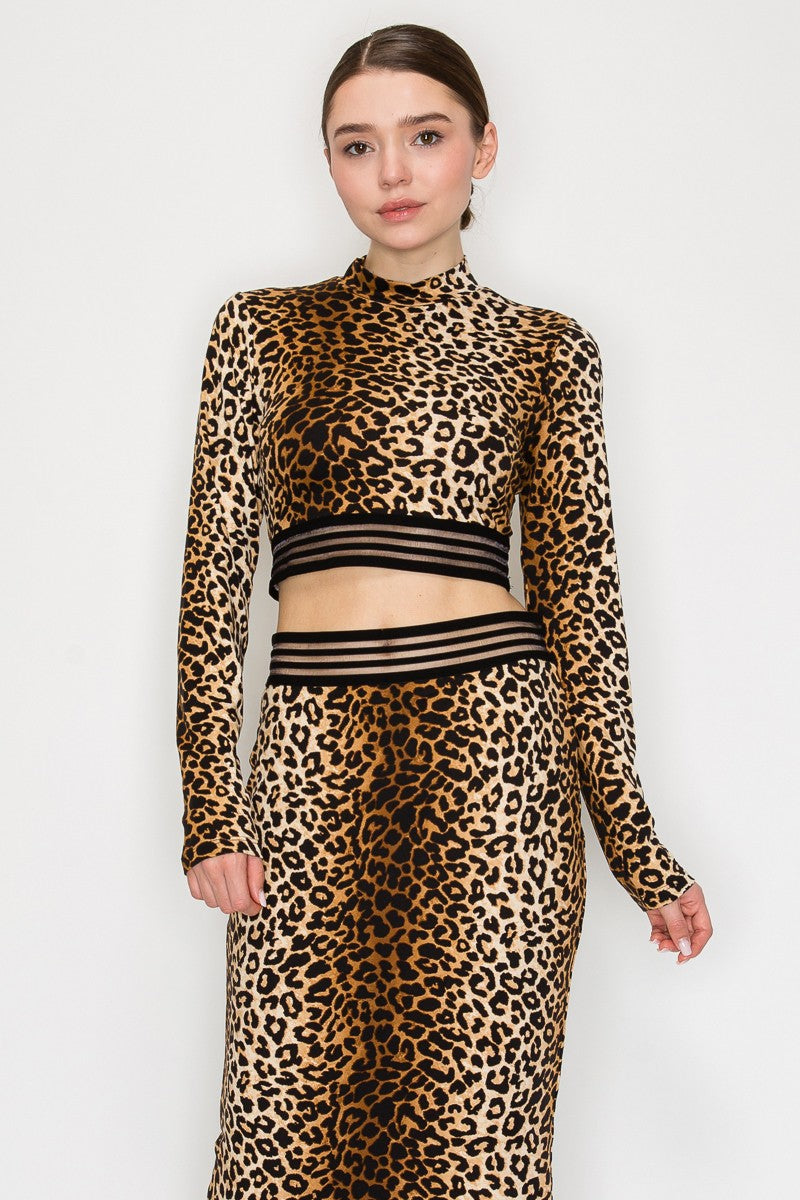 2644 LEOPARD BANDED CROP TOP