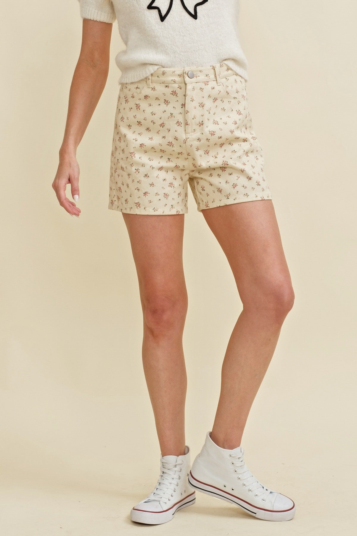 2295 FLORAL DENIM SHORTS