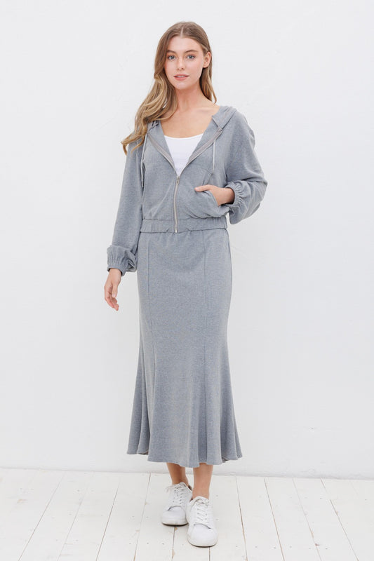 2720 JACKET AND SKIRT SET