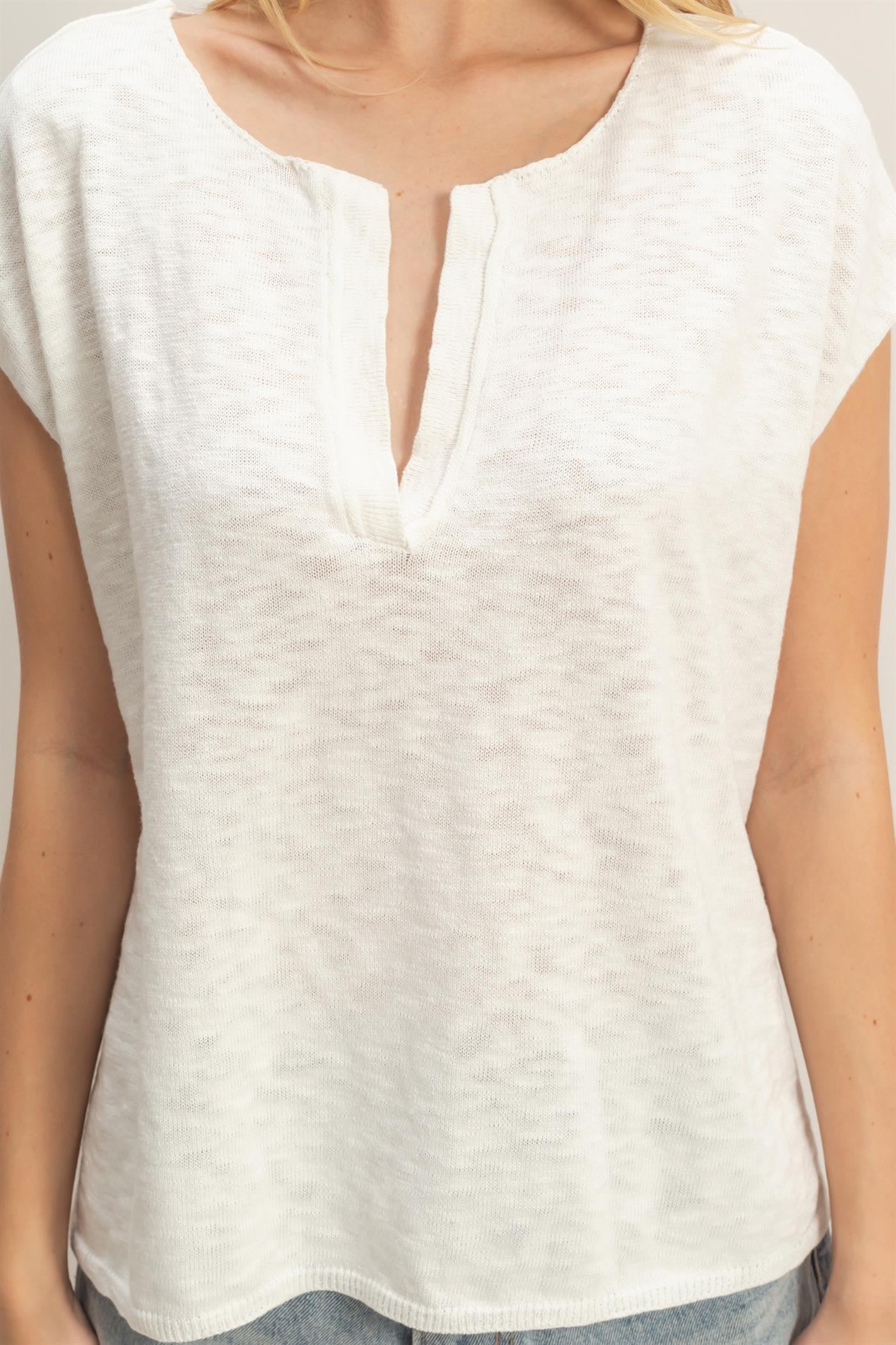 3100 NOTCHED V NECK OVERSIZED TOP