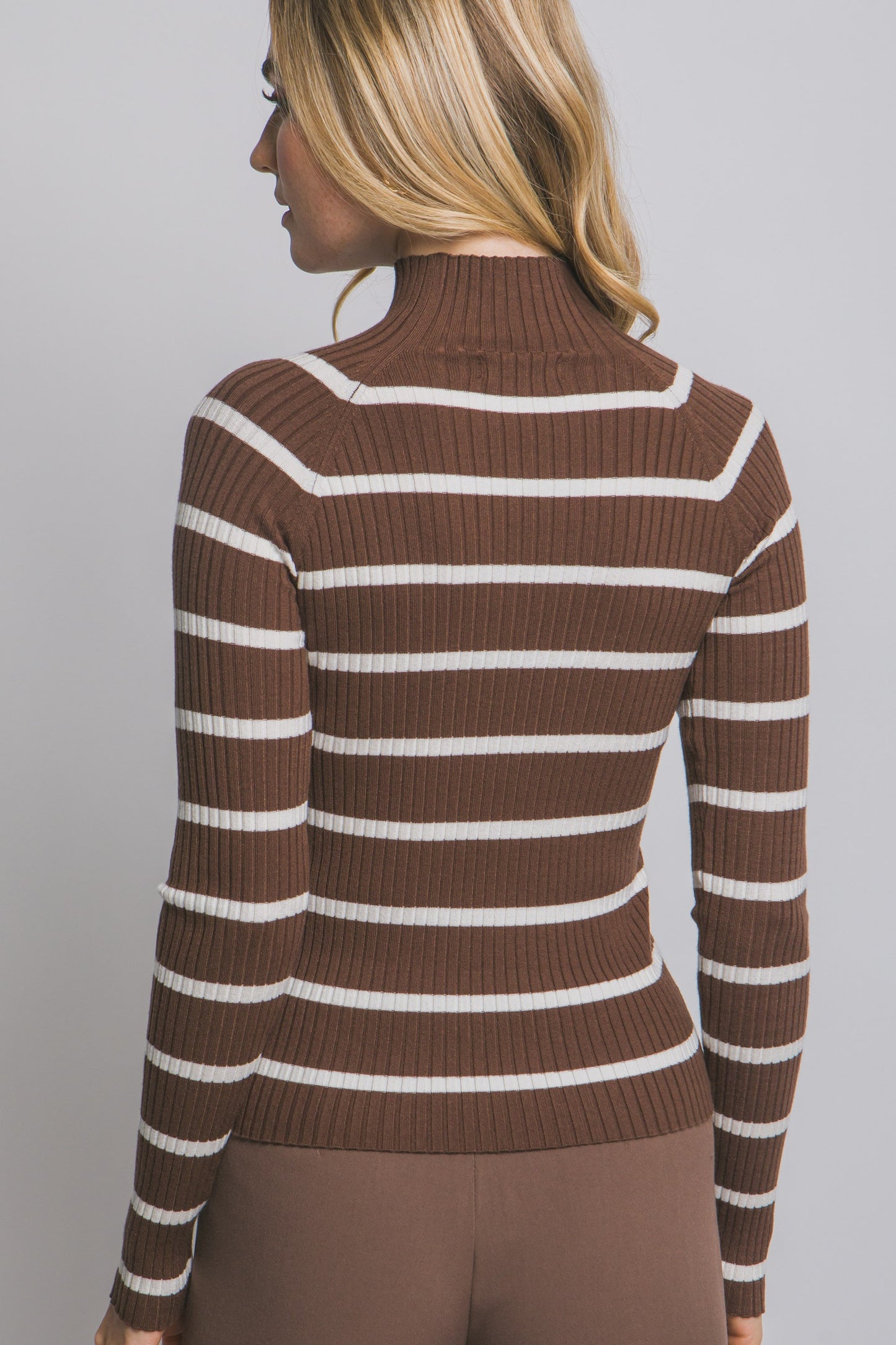 2492 STRIPED TURTLE NECK SWEATER TOP