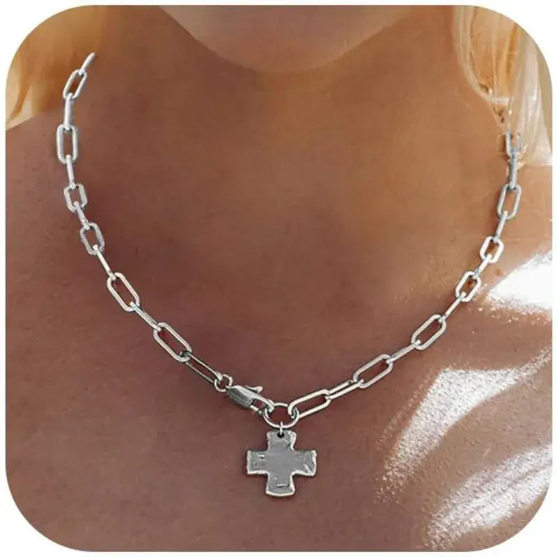 3432 CROSS NECKLACE