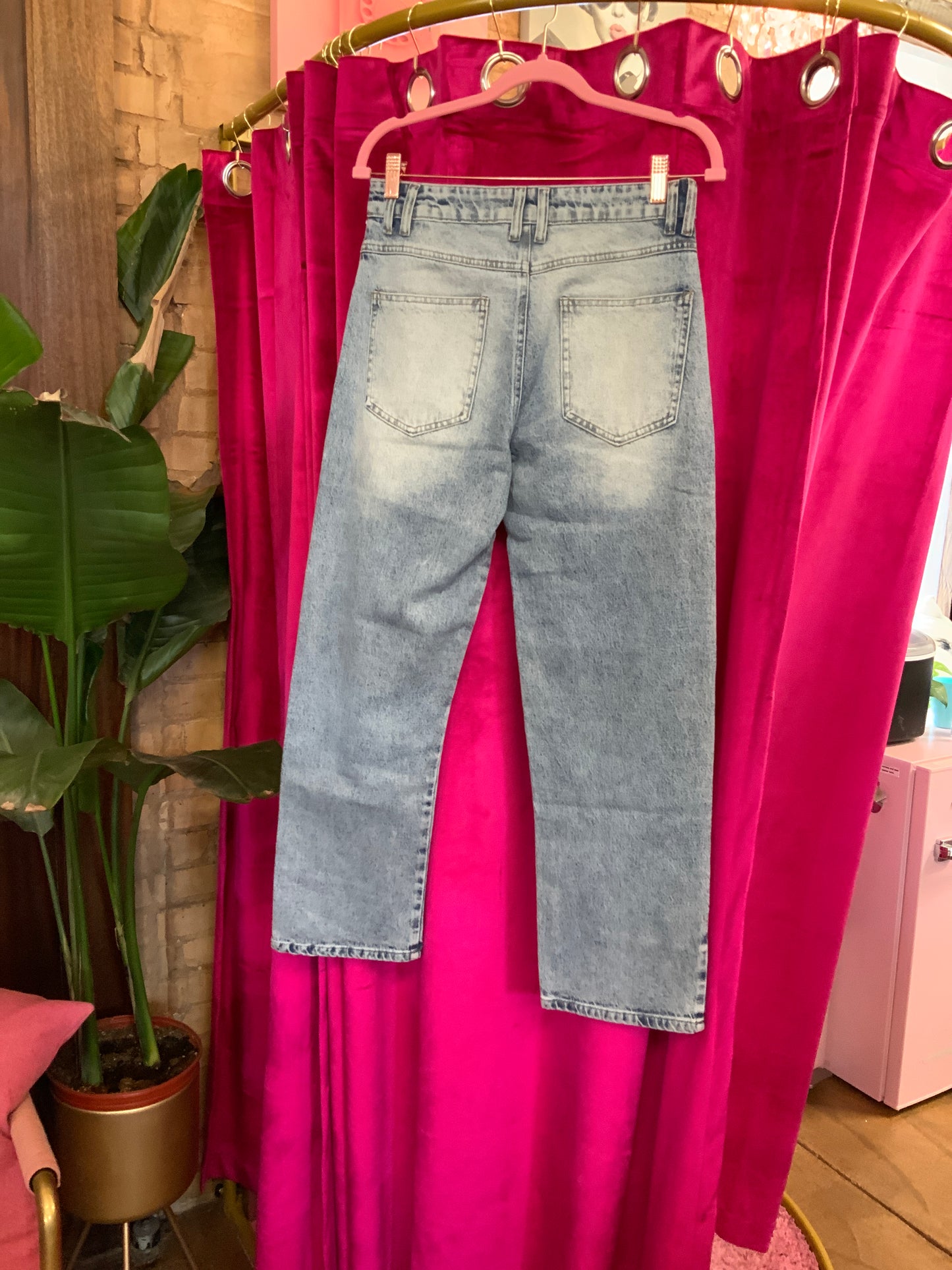 3243 STUDDED HIGH WAISTED JEANS
