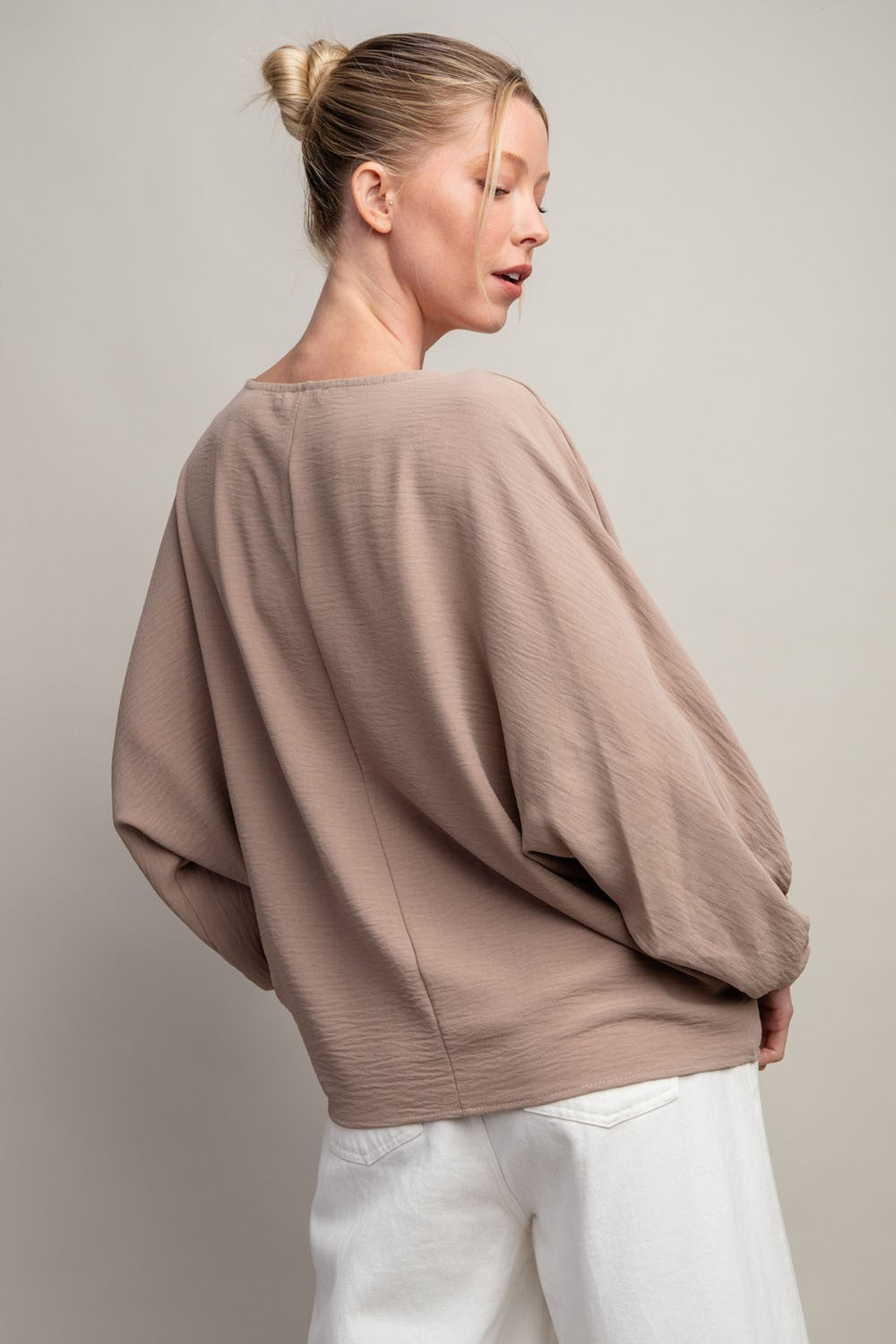 2409 PUFF SLEEVE BLOUSE