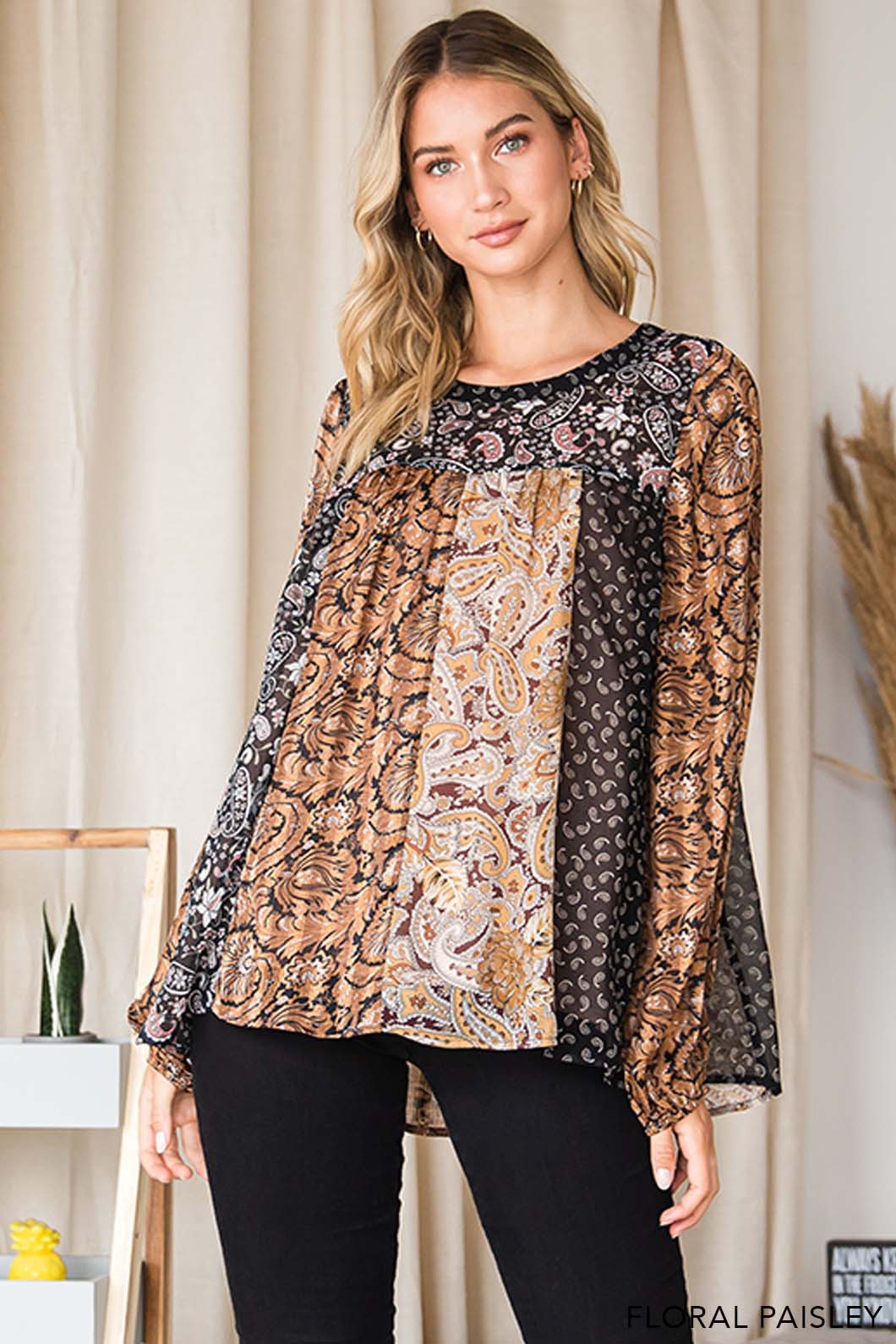 2551 FLORAL PAISLEY TOP