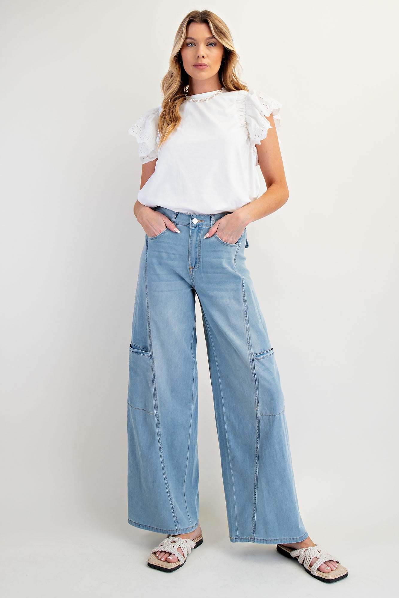 2472 WASHED DENIM STRAIGHT LEG JEANS