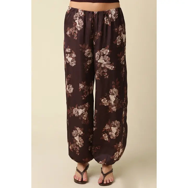 3310 REMI FLORAL SATIN BARREL PANTS