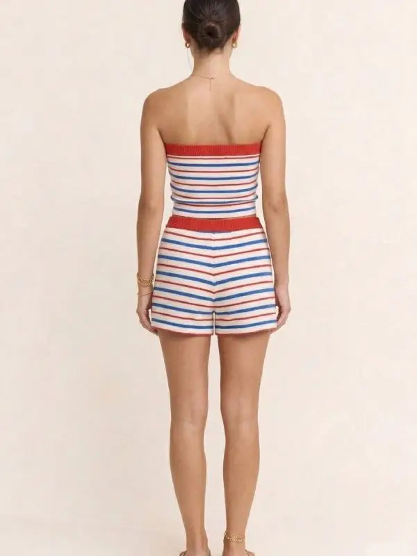 3021 STRAPLESS TUBE TOP AND SHORTS SET